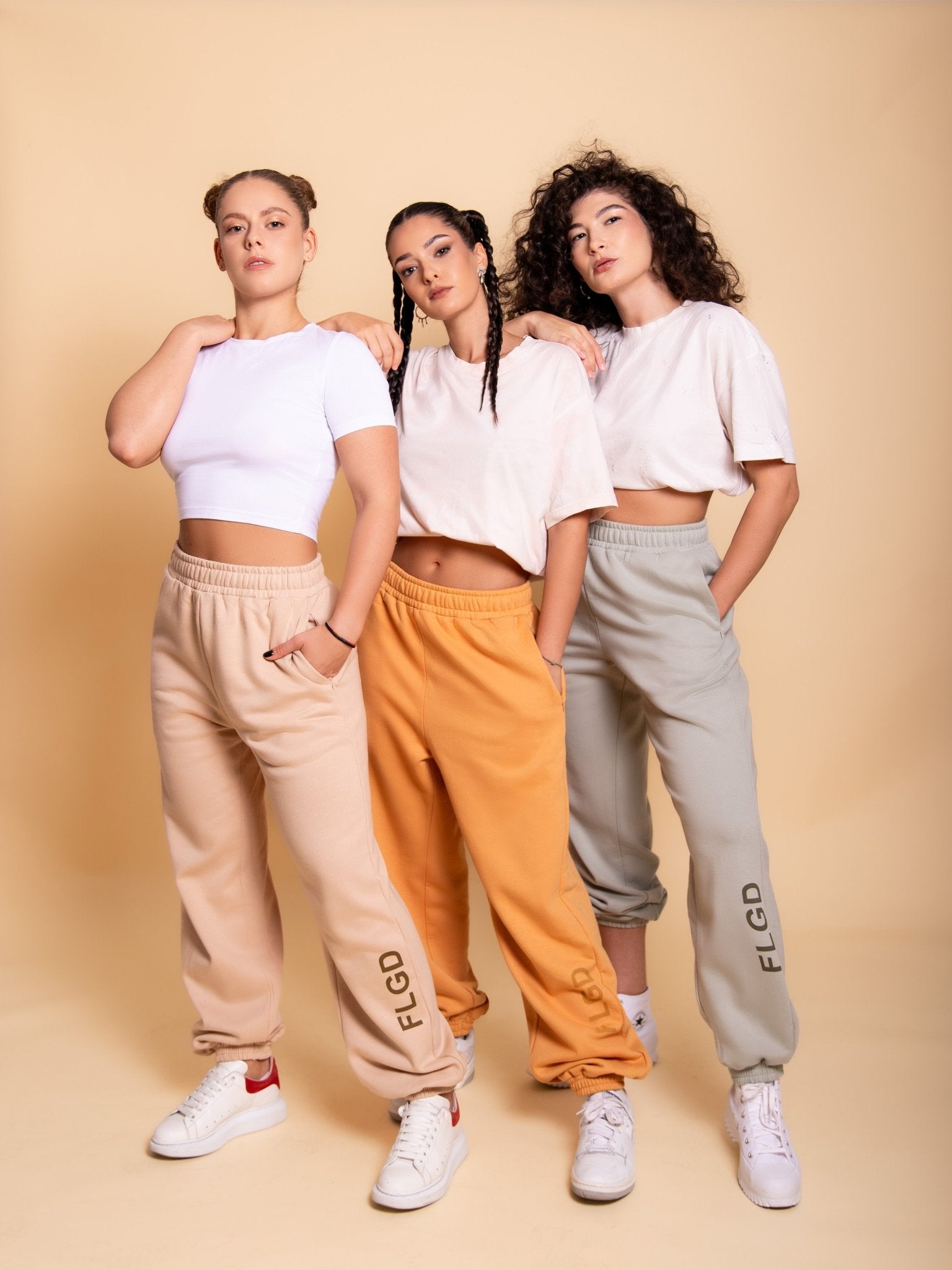 http://www.flgd.shop/cdn/shop/articles/embrace-sustainable-style-with-our-eco-friendly-free-spirit-oversized-womens-joggers-885963.jpg?v=1702443457